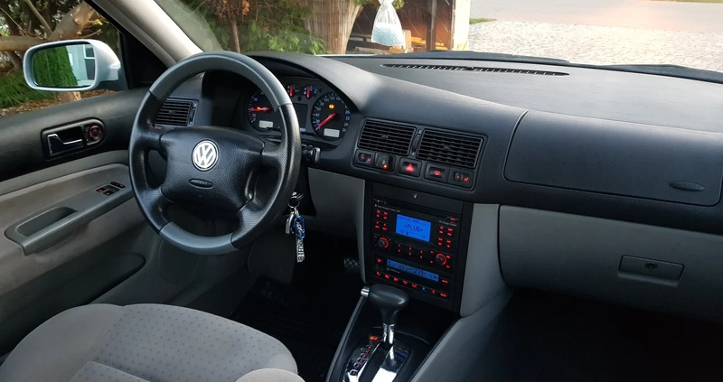 Volkswagen Golf cena 4300 przebieg: 270000, rok produkcji 1998 z Ustrzyki Dolne małe 106